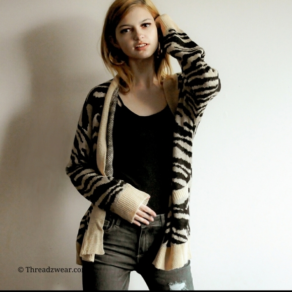 Threadzwear Sweaters - Idem ditto zebra stripe pocket cardigan black tan